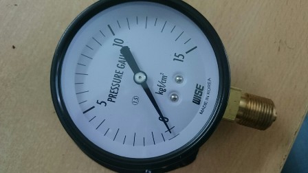 Đồng hồ đo áp suất wise P110